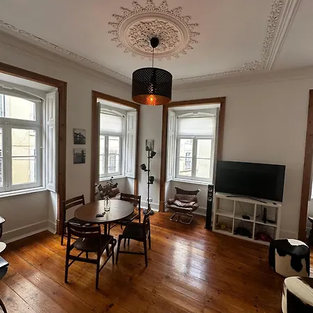 Guest house Bairro Alto Chiado Downtown Lisbon